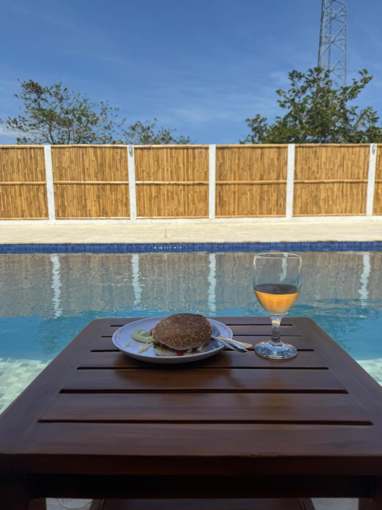 Satu Hati Hotel Ekas Экстерьер фото