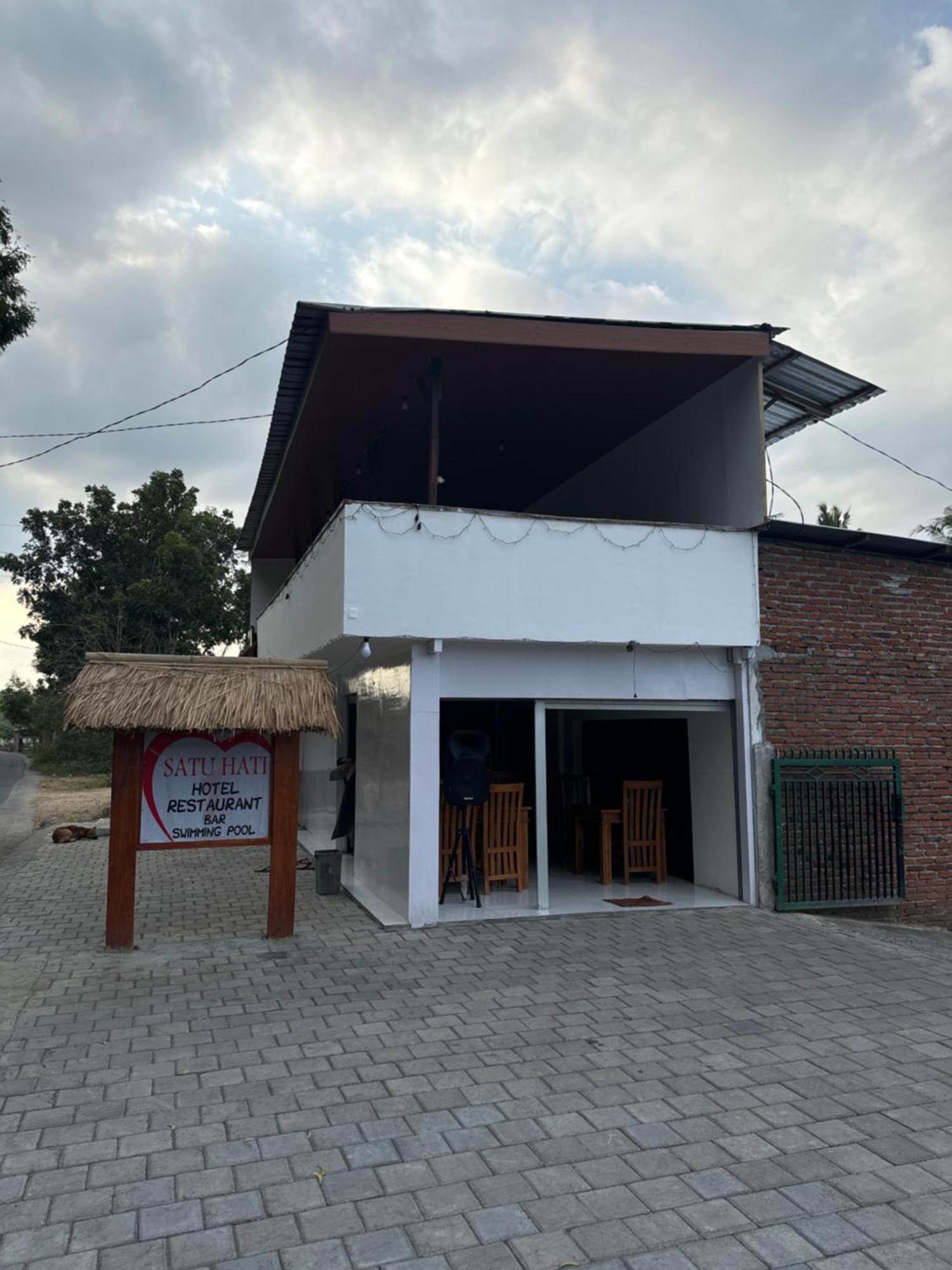 Satu Hati Hotel Ekas Экстерьер фото