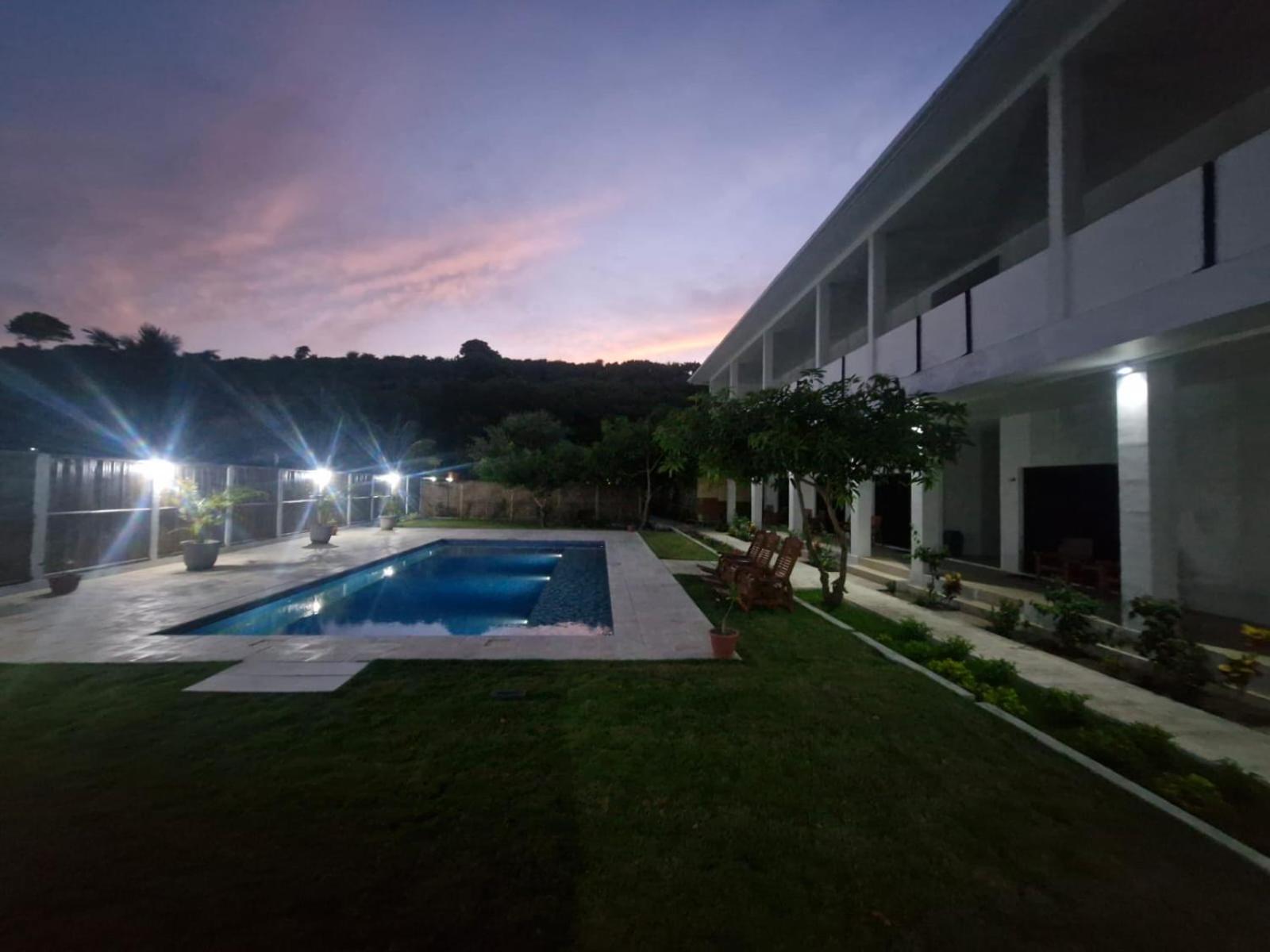 Satu Hati Hotel Ekas Экстерьер фото